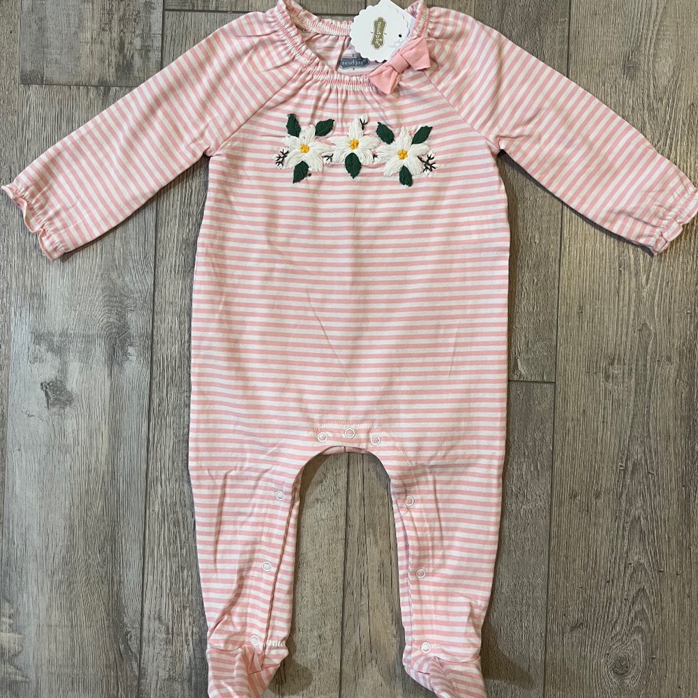 NWT Mud Pie Embroidered Floral Footie